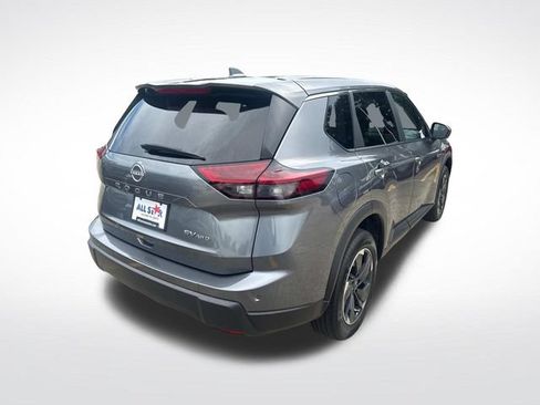 Used 2024 Nissan Rogue SV AWD/4WD image 9