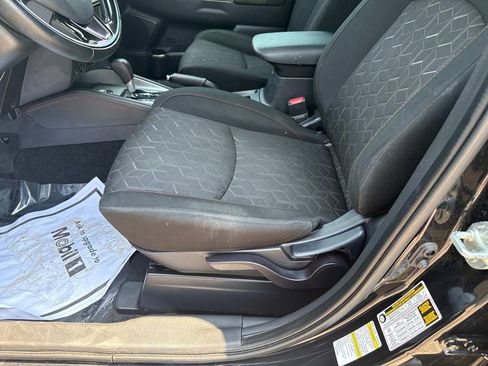 Used 2024 Mitsubishi Outlander Sport LE image 10