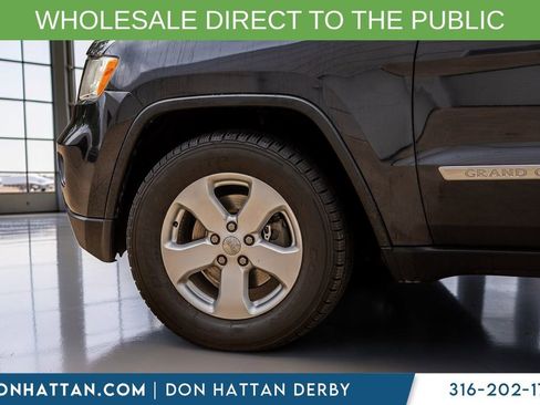 Used 2012 Jeep Grand Cherokee Laredo AWD/4WD image 39