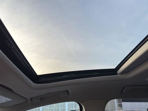 Used 2020 Buick Enclave Avenir image 6