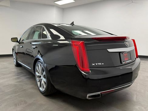 Used 2013 Cadillac XTS Luxury w/ Driver Awareness Package image 4