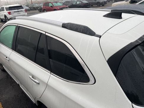 Used 2019 Subaru Outback 2.5i Touring w/ Popular Package #3A AWD/4WD image 9