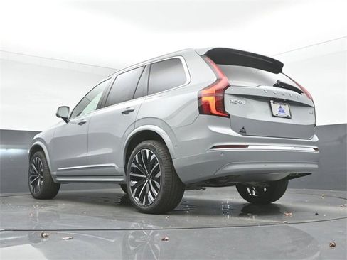 New 2026 Volvo XC90 B6 Ultra image 43