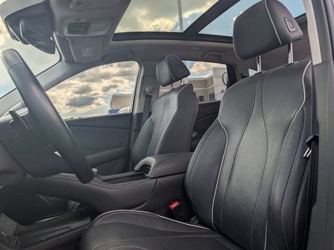Used 2022 Acura RDX AWD w/ Advance Package image 11