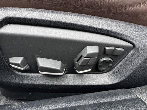 Used 2014 BMW 550i Sedan image 21