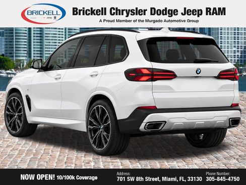 Used 2025 BMW X5 xDrive50e AWD/4WD image 3