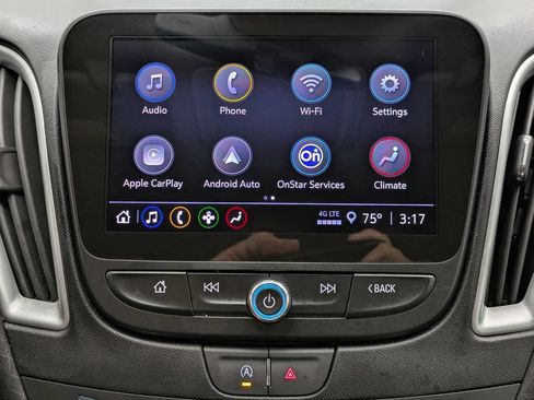 Used 2024 Chevrolet Malibu LT FWD image 9