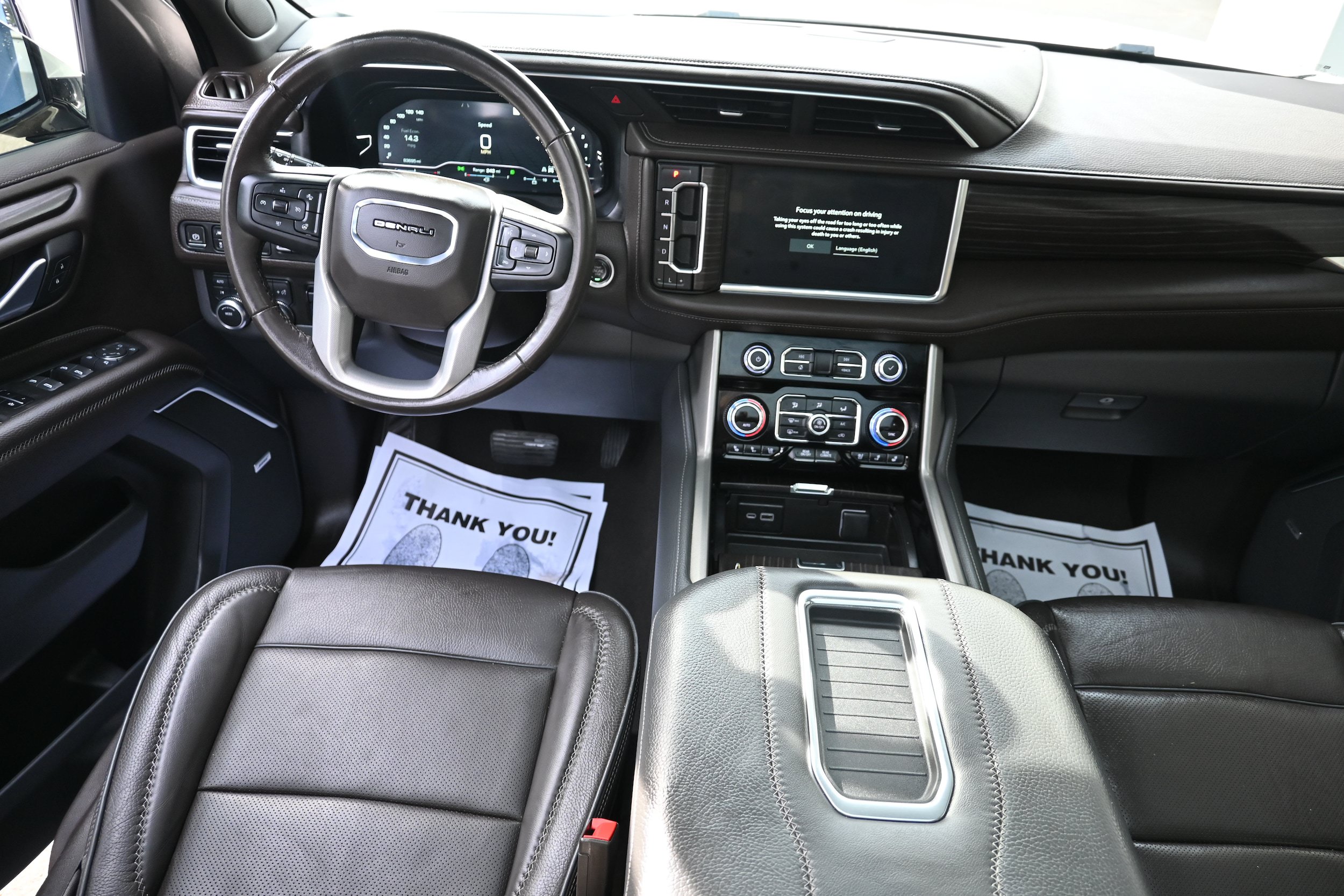 Used 2022 GMC Yukon Denali w/ Max Trailering Package AWD/4WD image 11