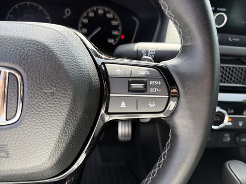 Used 2024 Honda Civic Sport image 11