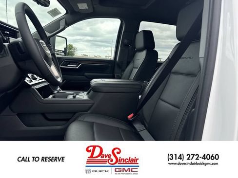 New 2026 GMC Sierra 3500 Denali w/ Denali Reserve Package AWD/4WD image 11