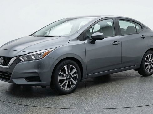 Used 2025 Nissan Versa SV FWD image 3