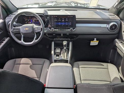 New 2026 Chevrolet Colorado LT image 15