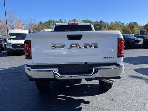 New 2026 RAM 2500 Tradesman w/ Chrome Appearance Group AWD/4WD image 8