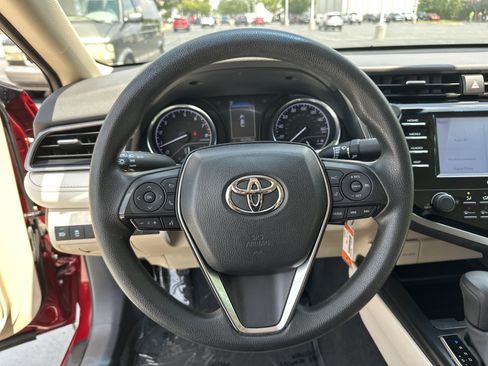 Certified 2020 Toyota Camry LE FWD image 18