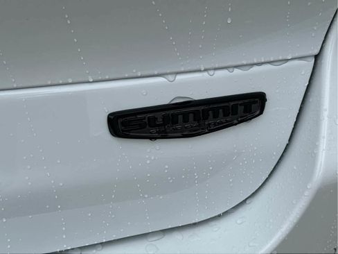 New 2025 Jeep Grand Cherokee L Summit image 18