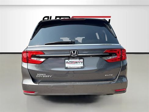 Used 2023 Honda Odyssey Elite image 6