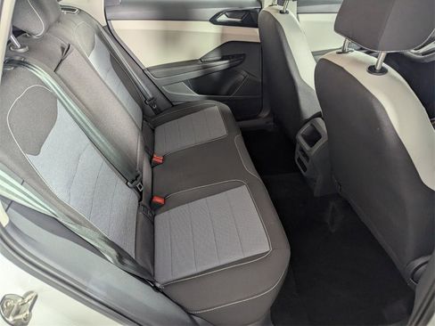 Used 2025 Volkswagen Taos S image 28