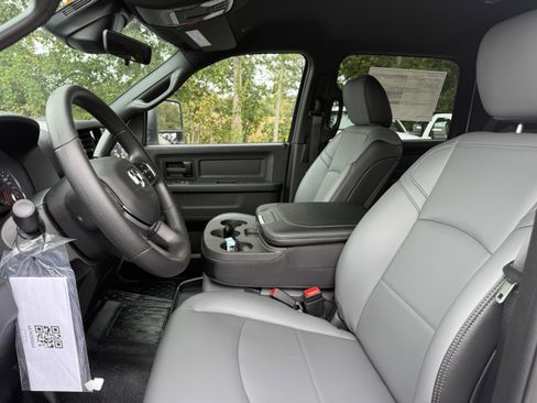 New 2026 RAM 3500 Tradesman w/ Chrome Appearance Group image 14