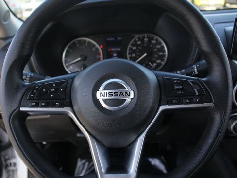 Used 2023 Nissan Sentra S image 11