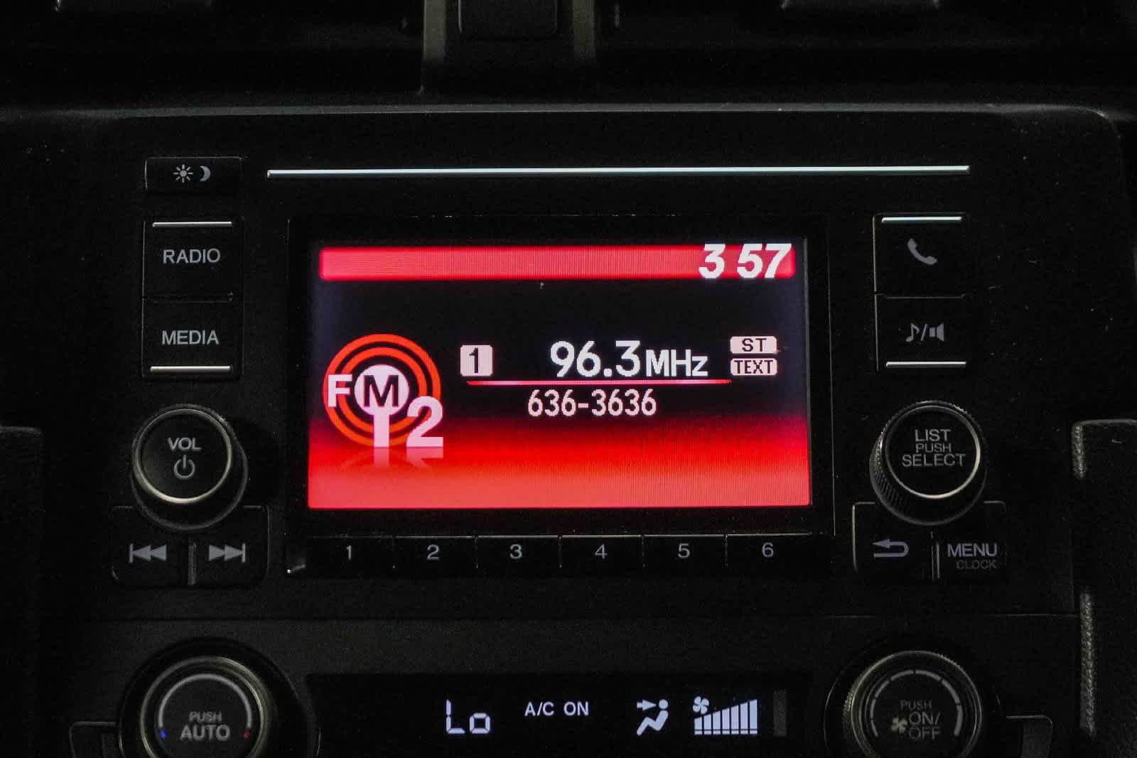 Used 2017 Honda Civic Sport image 14