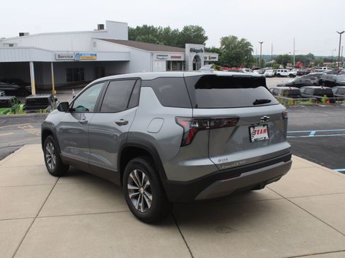 New 2027 Chevrolet Equinox LT w/ Convenience Package II AWD/4WD image 5