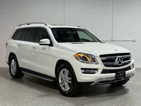 Used 2014 Mercedes-Benz GL 450 4MATIC image 4