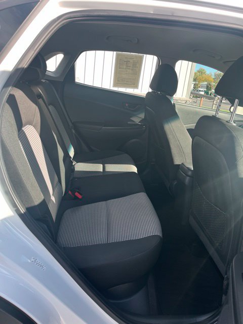 Used 2021 Hyundai Kona SE w/ Cargo Package FWD image 31