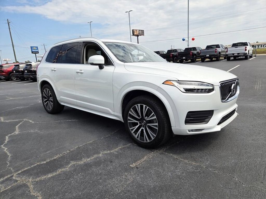 Used 2020 Volvo XC90 T6 Momentum w/ Protection Package Premier AWD/4WD image 9