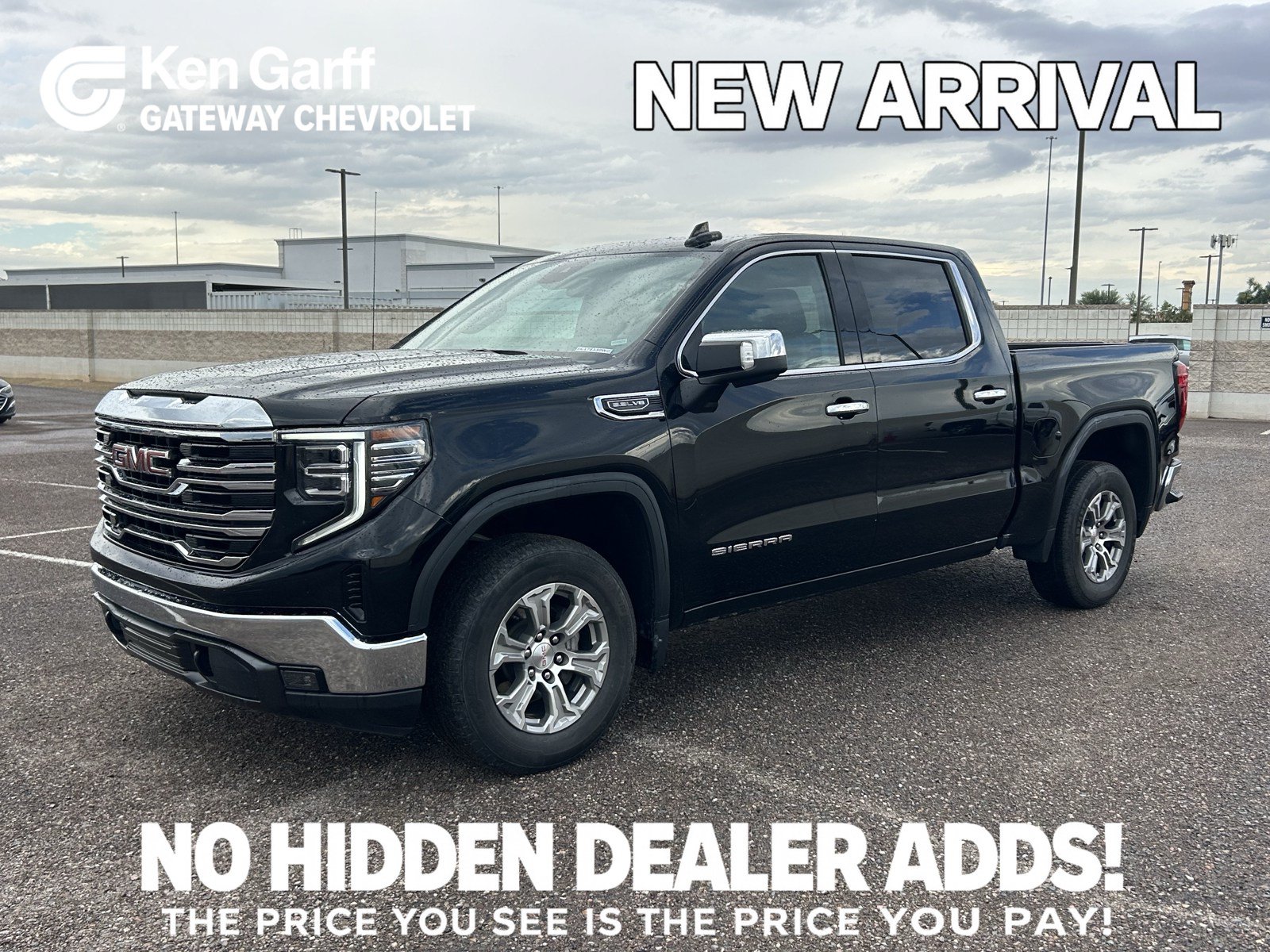 Used 2025 GMC Sierra 1500 SLT RWD image 1