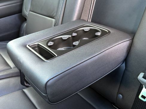 Certified 2024 Chevrolet Suburban Z71 w/ Off-Road Capability Package image 35