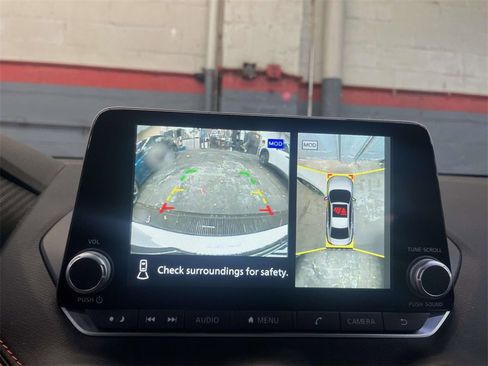 Certified 2025 Nissan Sentra SR w/ SR Premium Package image 17