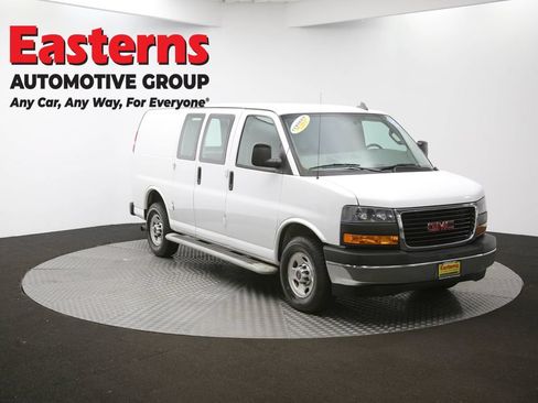 Used 2020 GMC Savana 2500 w/ Driver Convenience Package RWD image 45