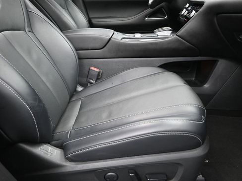 Used 2023 INFINITI QX60 Luxe w/ Vision Package image 27