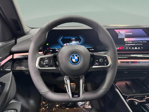 New 2026 BMW i5 eDrive40 w/ M Sport Package image 15
