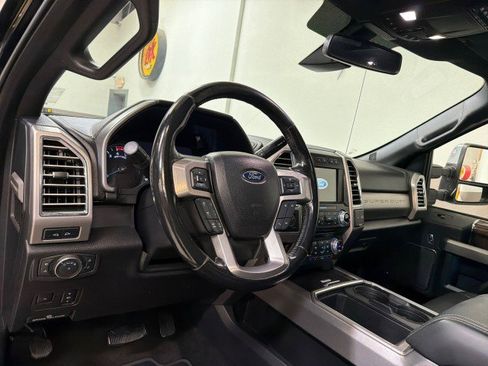 Used 2017 Ford F250 Platinum w/ Platinum Ultimate Package image 13