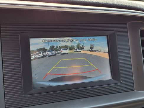 Used 2020 Hyundai Elantra SE FWD image 4