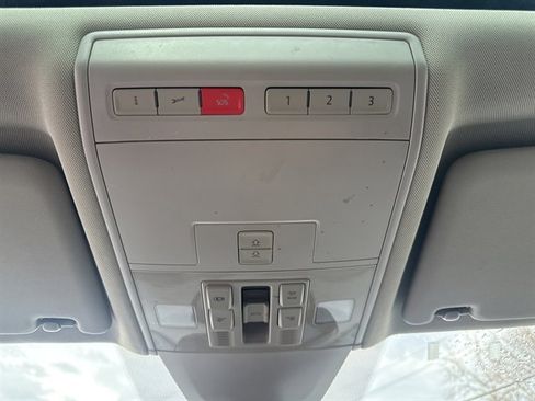 Used 2018 Volkswagen Atlas SEL image 20