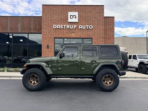Used 2021 Jeep Wrangler Unlimited Sport AWD/4WD image 3