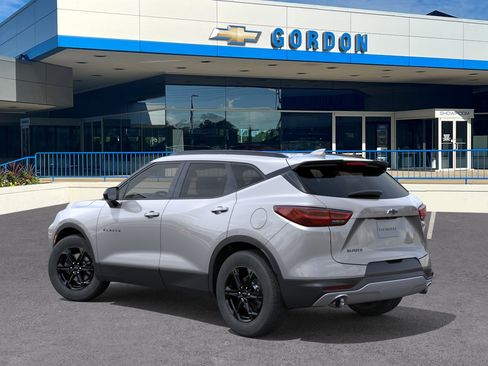 New 2026 Chevrolet Blazer LT w/ Convenience Package image 3