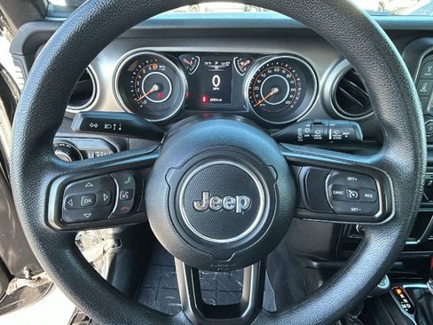 Used 2019 Jeep Wrangler Unlimited Sport AWD/4WD image 18