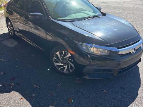 Used 2017 Honda Civic EX image 8