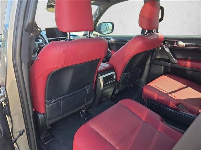 Used 2023 Lexus GX 460 Premium AWD/4WD image 16