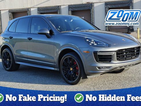 Used 2017 Porsche Cayenne Turbo AWD/4WD image 1