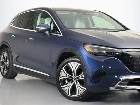 Used 2023 Mercedes-Benz EQE 350+ SUV image 13