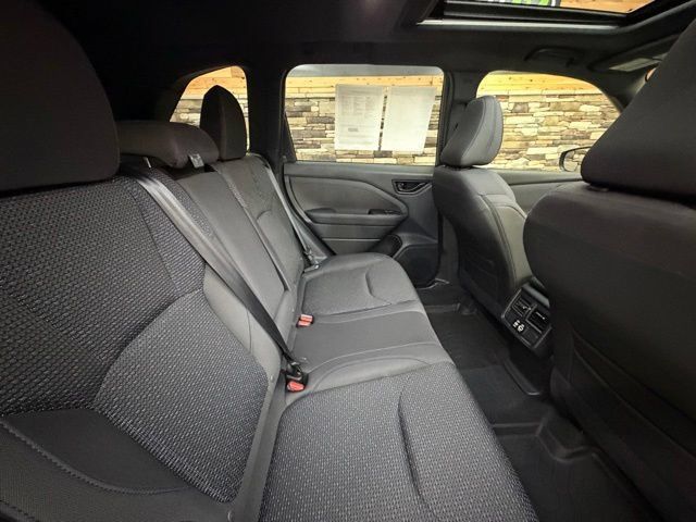 Used 2025 Subaru Forester Premium w/ Convenience Package #1 AWD/4WD image 32