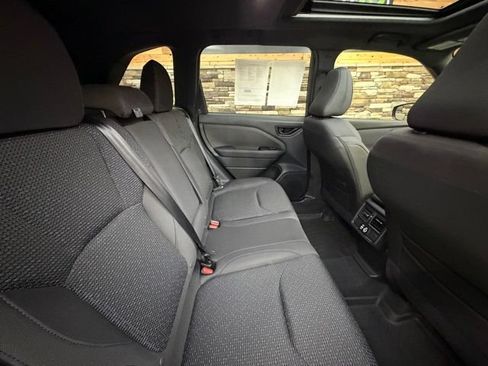 Used 2025 Subaru Forester Premium w/ Convenience Package #1 AWD/4WD image 32