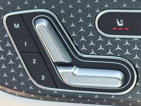New 2026 Mercedes-Benz GLB 250 4MATIC image 20