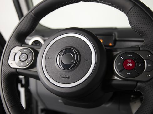 New 2025 INEOS Grenadier Fieldmaster Edition image 25