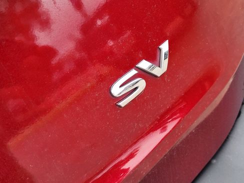 Used 2023 Nissan Rogue SV image 12