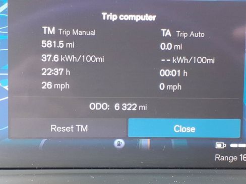 Certified 2025 Volvo EX40 Ultra AWD/4WD image 34